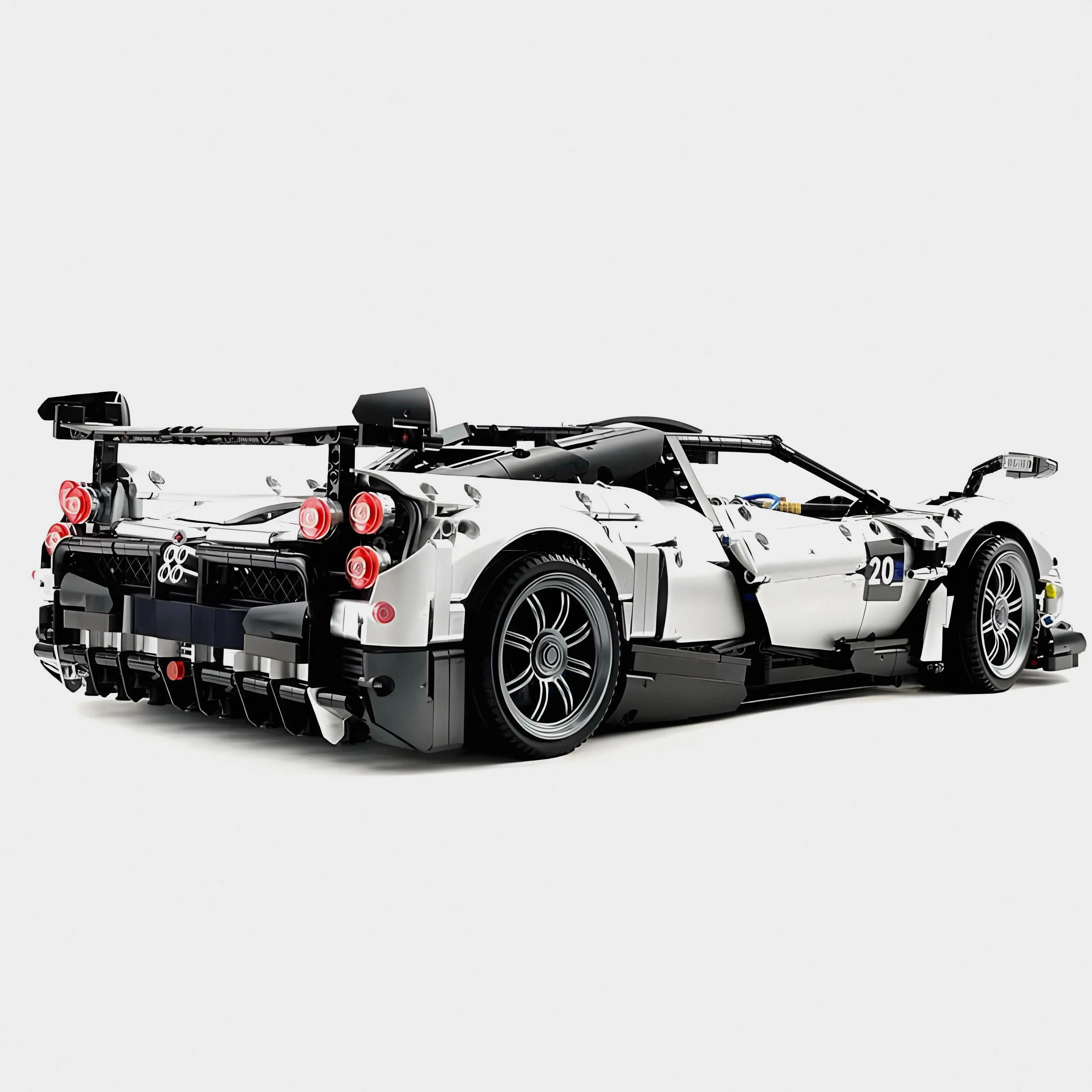 LIMITED EDITION METALLIC HUAYRA BC | 4710PCS