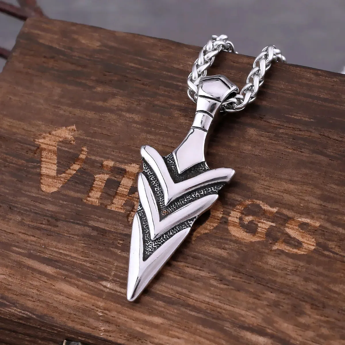 Retro Charm Nordic Spartan Warrior Spear Viking Necklace