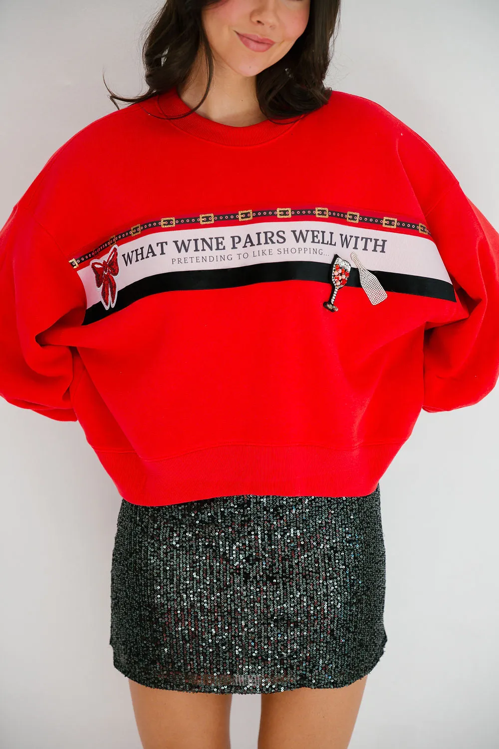 WHICH WINE PAIRS WELL SHOPPING PULLOVER